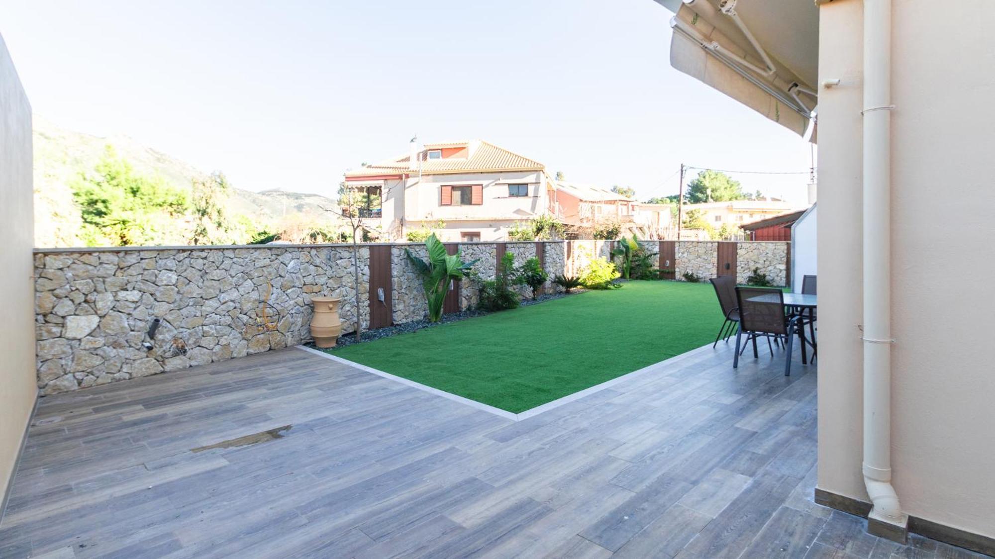 Elegance Suites Plataria Bagian luar foto