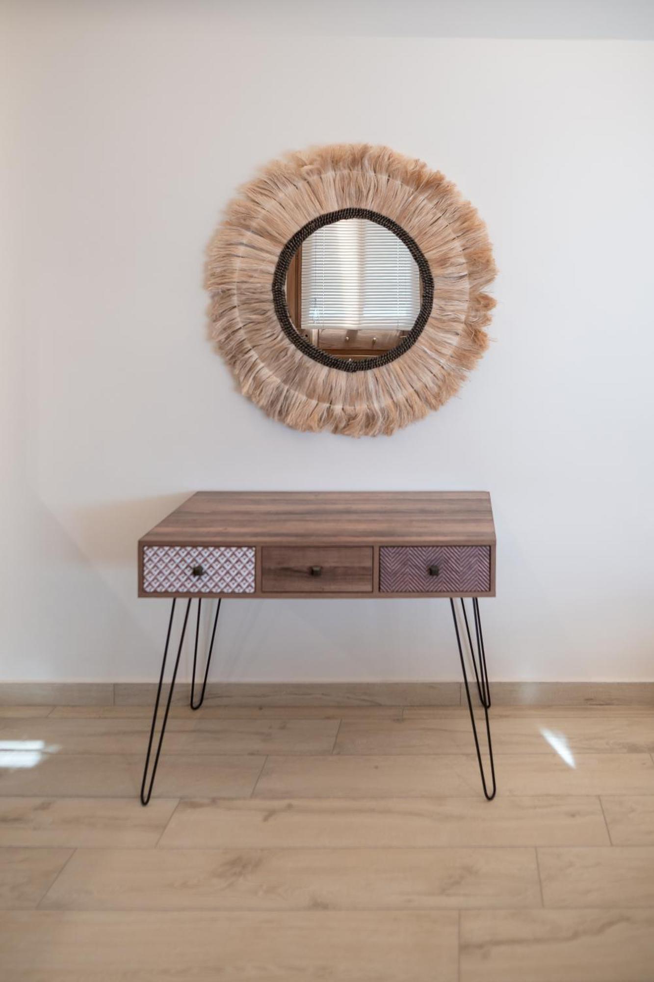 Elegance Suites Plataria Bagian luar foto